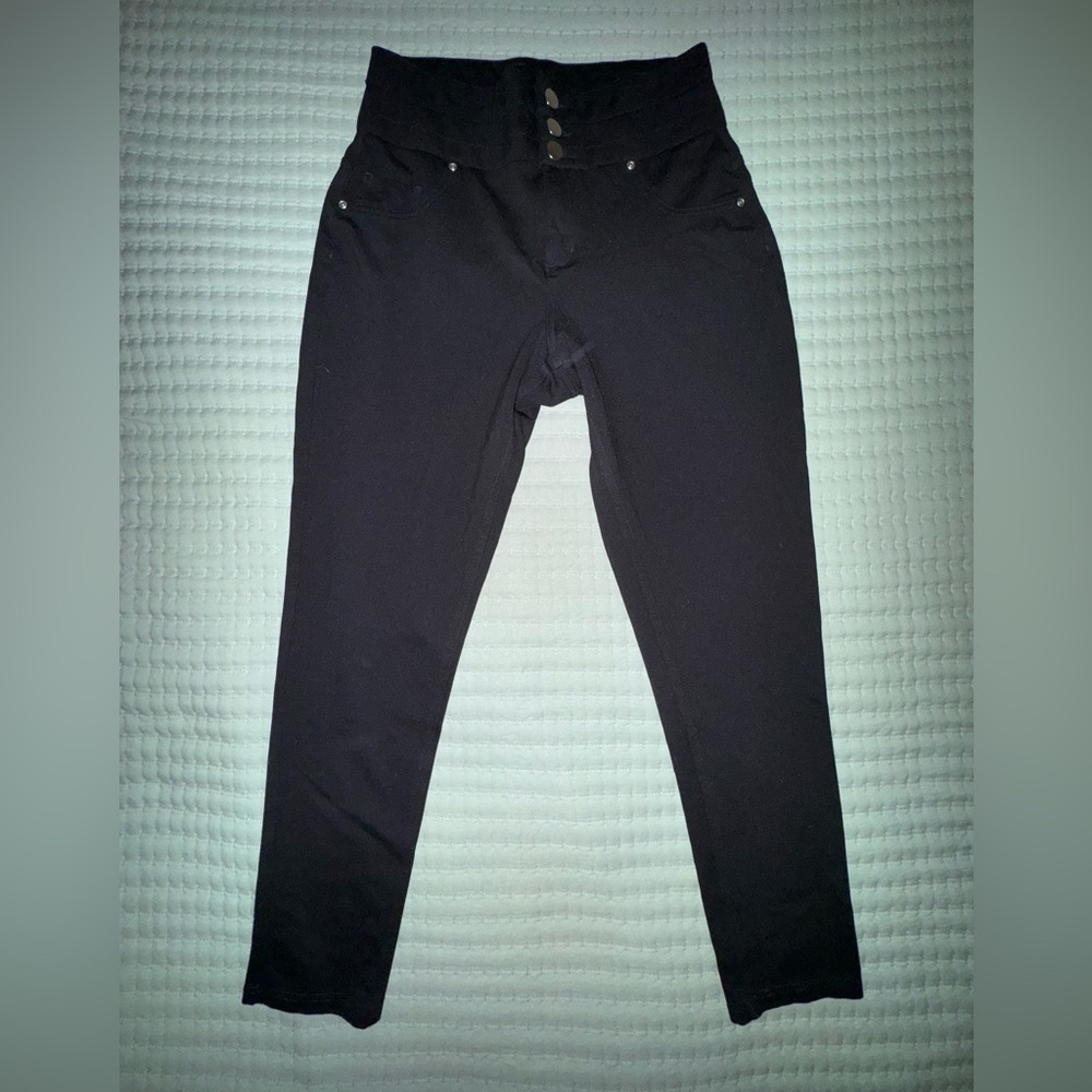 Stoosh brand High-Waisted Black plus size 0X (bought at Torrid) Curvy GUC